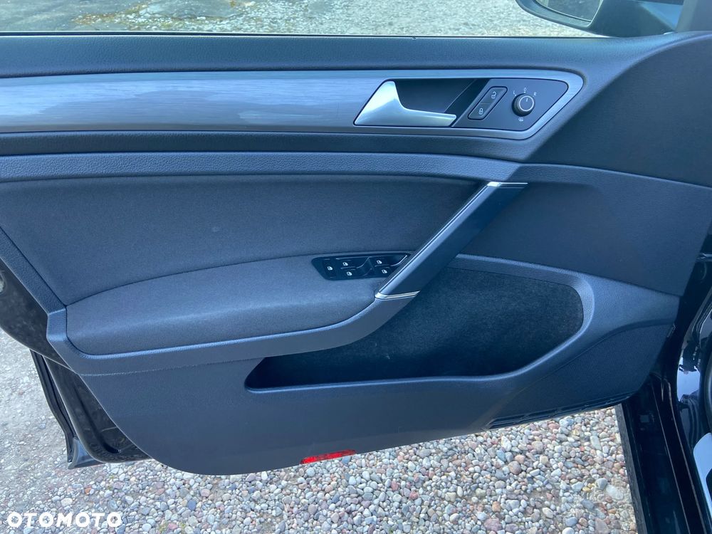 Volkswagen Golf 1.6 TDI BlueMotion Technology Allstar - 35