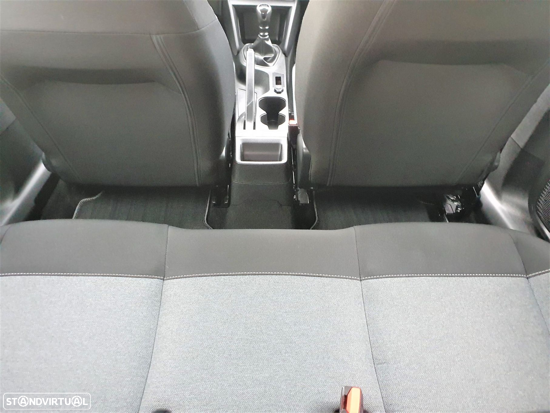 Citroën C4 BlueHDi 110 Stop&Start FEEL PACK - 48