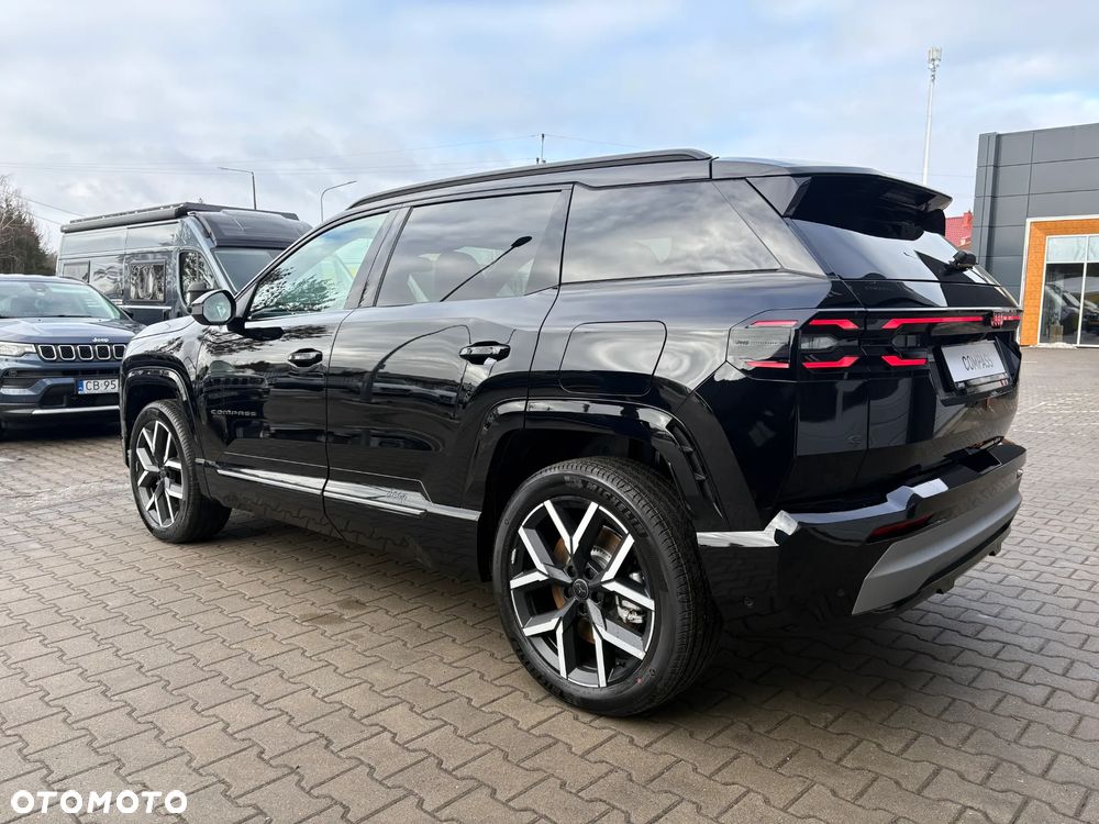 Jeep Compass 73.7kWh First Edition FWD - 5