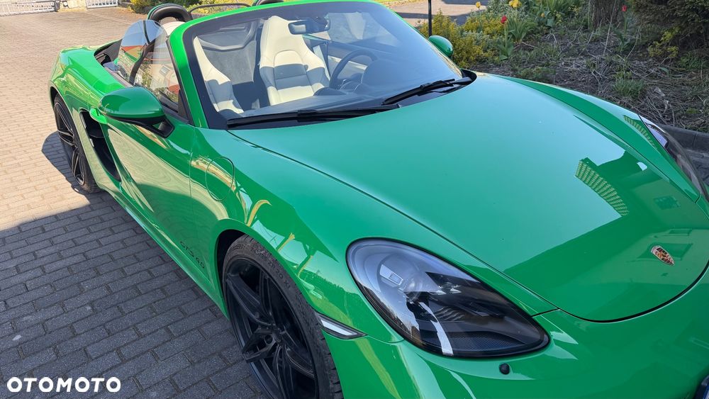 Porsche Boxster - 9