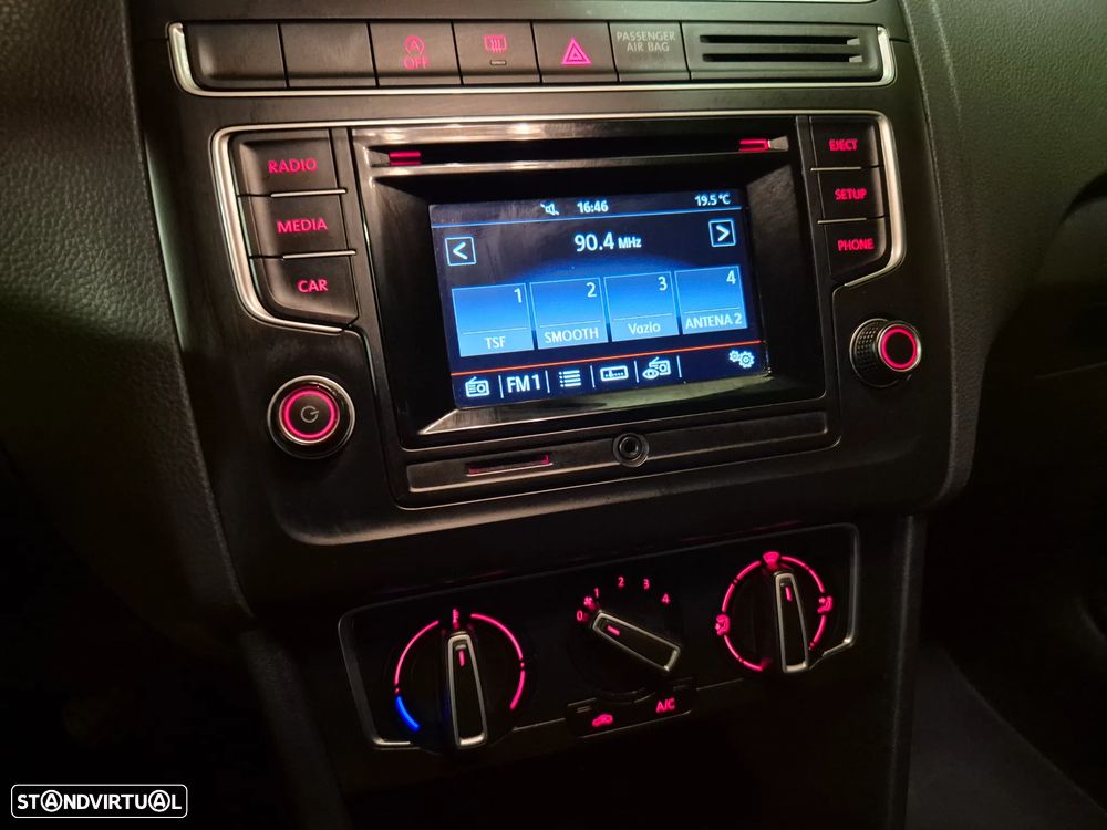 VW Polo 1.0 Confortline - 16