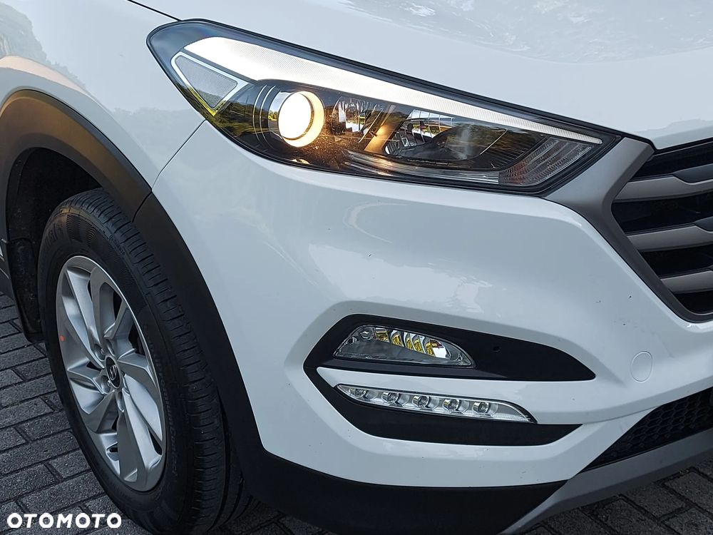 Hyundai Tucson 1.6 GDI BlueDrive Design 2WD - 19