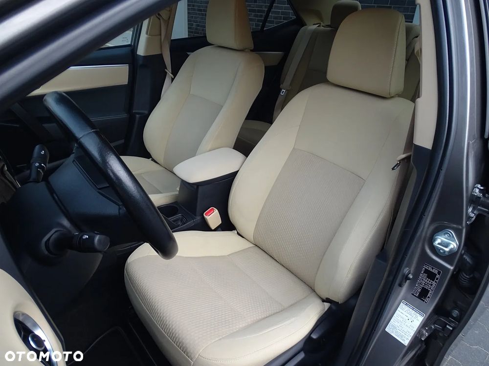 Toyota Corolla 1.6 Comfort MS - 17