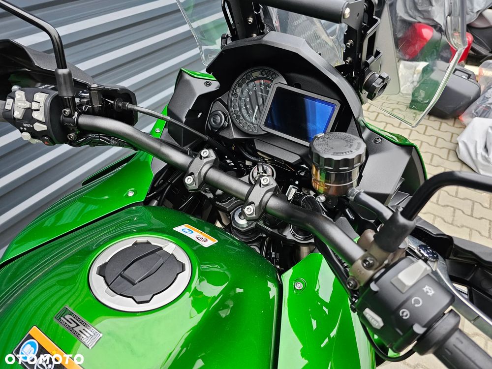 Kawasaki Versys 1000 - 10