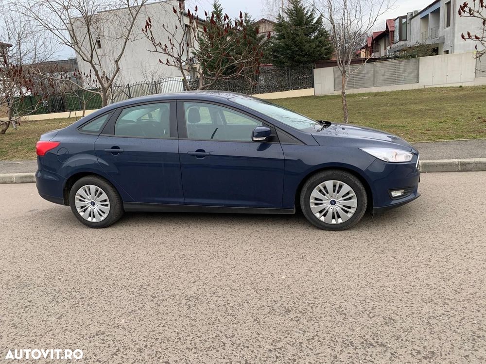 Ford Focus 1.0 EcoBoost Trend - 8