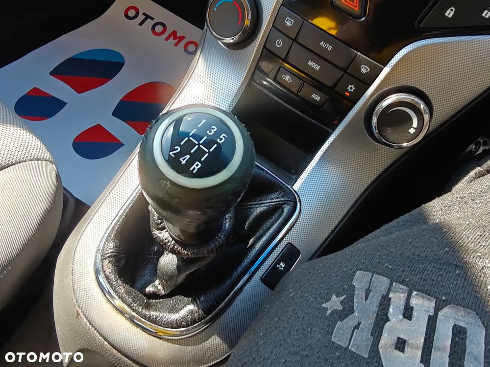 Chevrolet Cruze 2.0 LT - 21