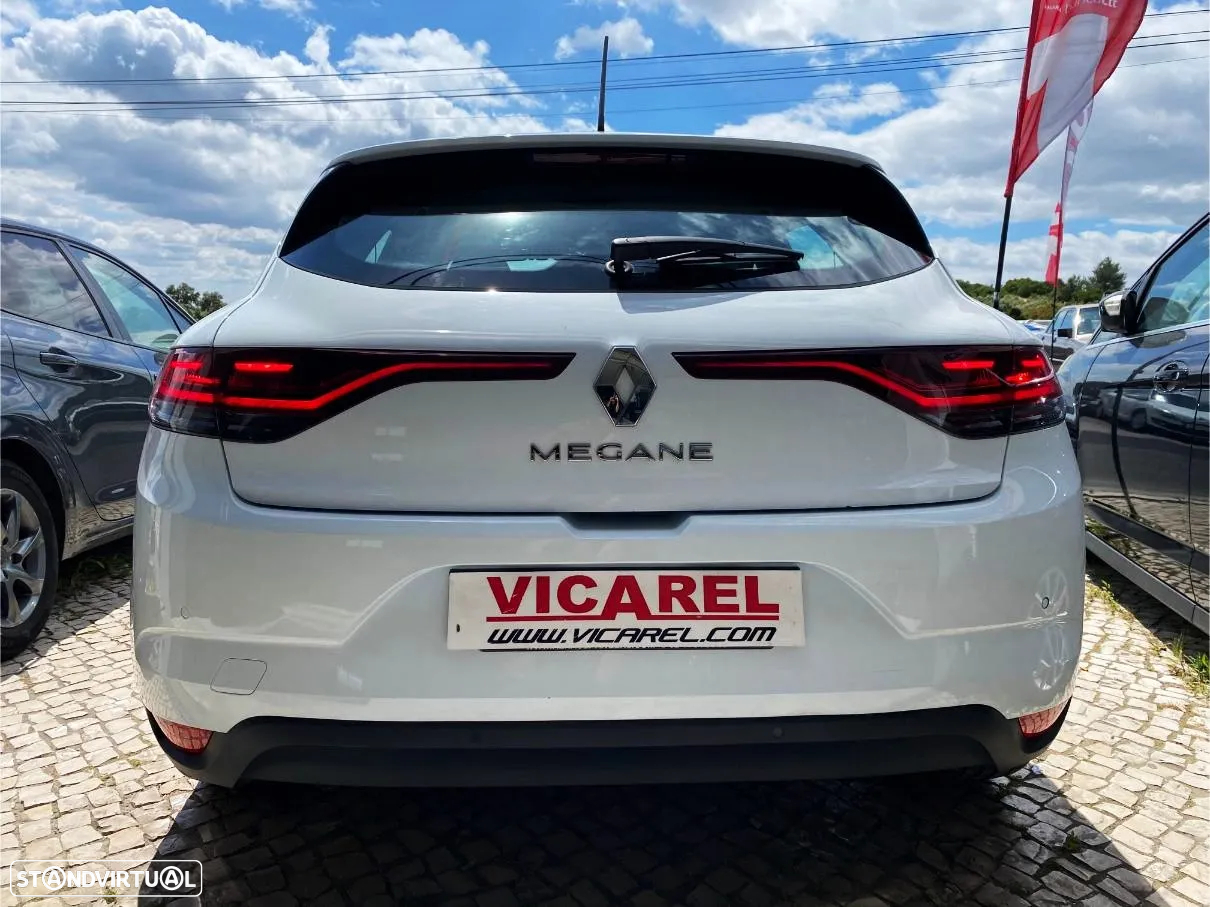 Renault Mégane 1.5 Blue dCi Intens - 6
