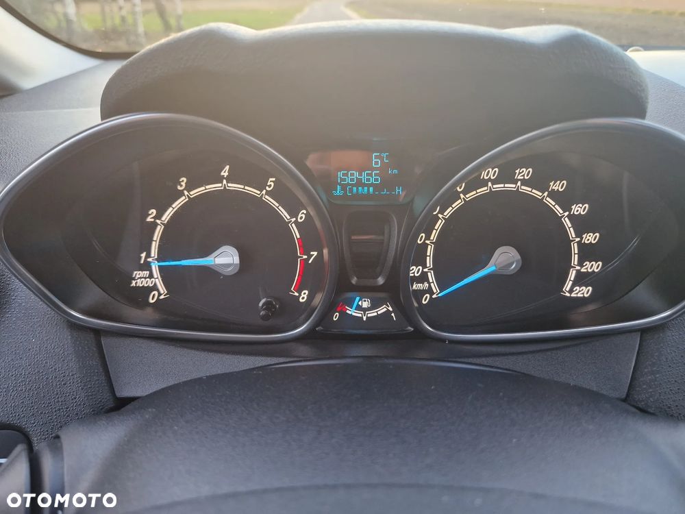 Ford Fiesta 1.0 EcoBoost Titanium - 8