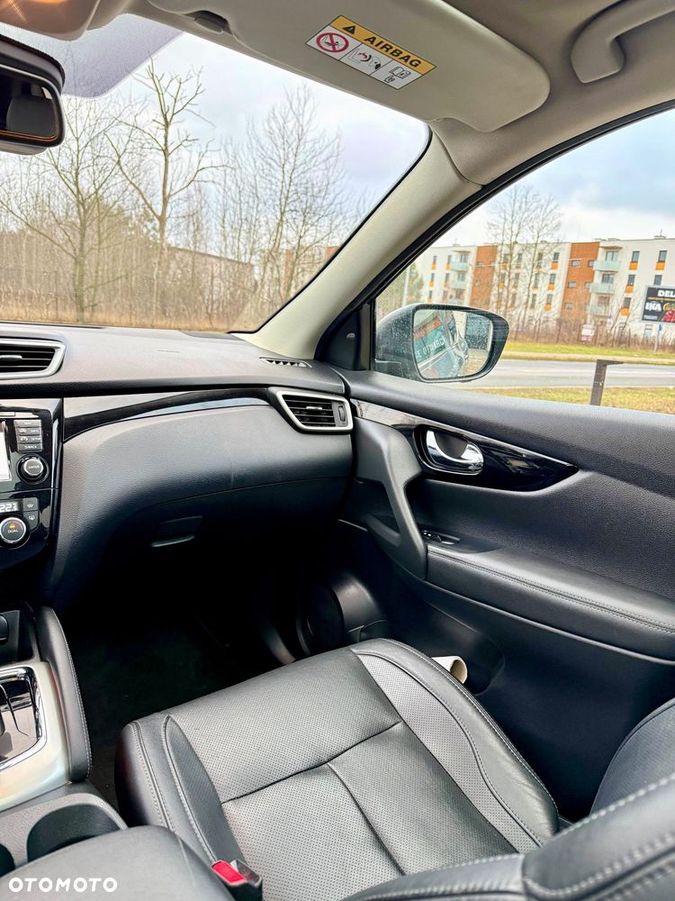Nissan Qashqai 1.6 dCi Xtronic TEKNA+ - 20