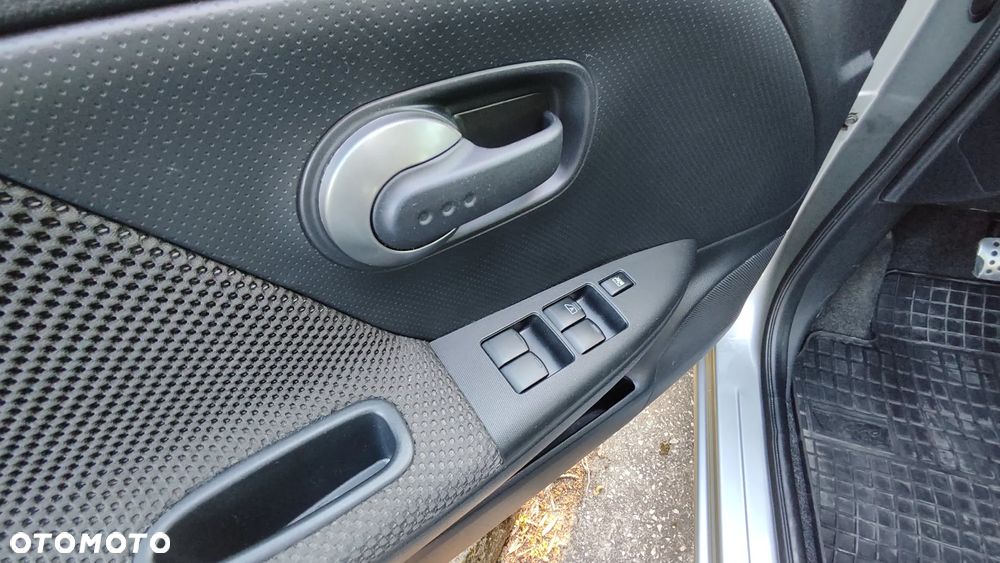 Nissan Note 1.6 Tekna - 18