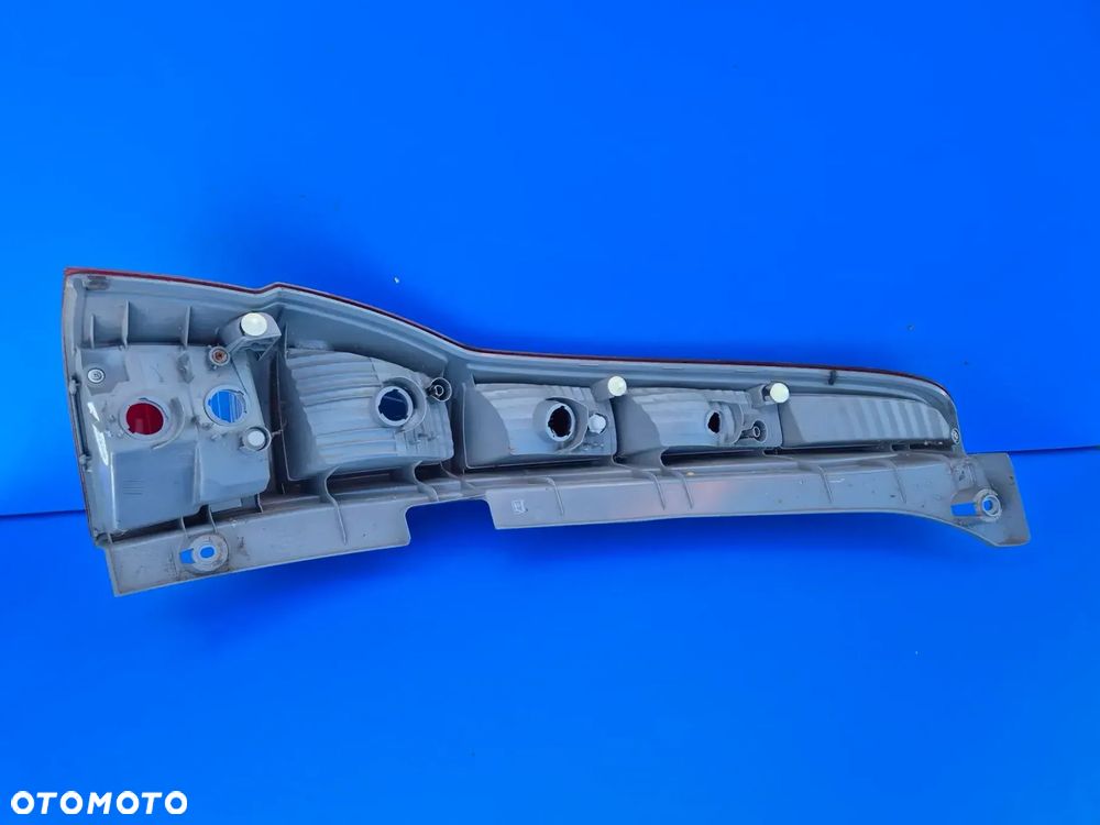 LAMPA PRAWA TYLNA TYŁ HONDA CR-V III UK 3350A-SWW-E011 - 2