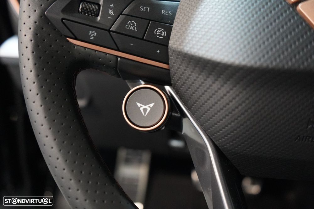 Cupra Formentor 1.5 e-Hybrid DSG - 14