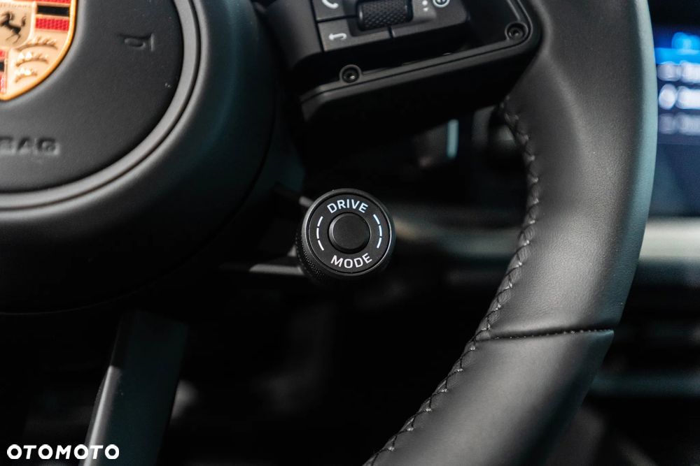 Porsche Cayenne E-Hybrid PHEV Black Edition - 18