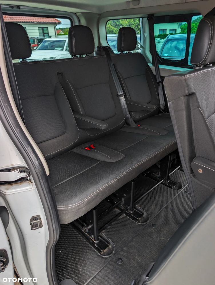 Renault Trafic 2.0 dCi Escapade - 12