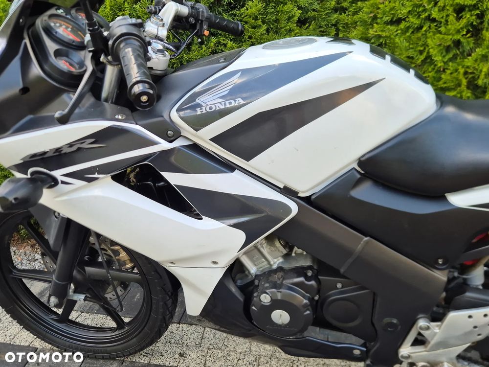 Honda CBR - 11