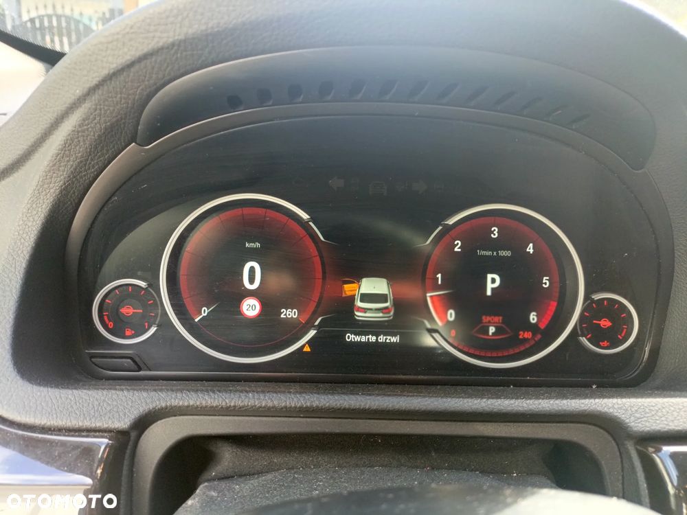 BMW 5GT 535d xDrive - 12