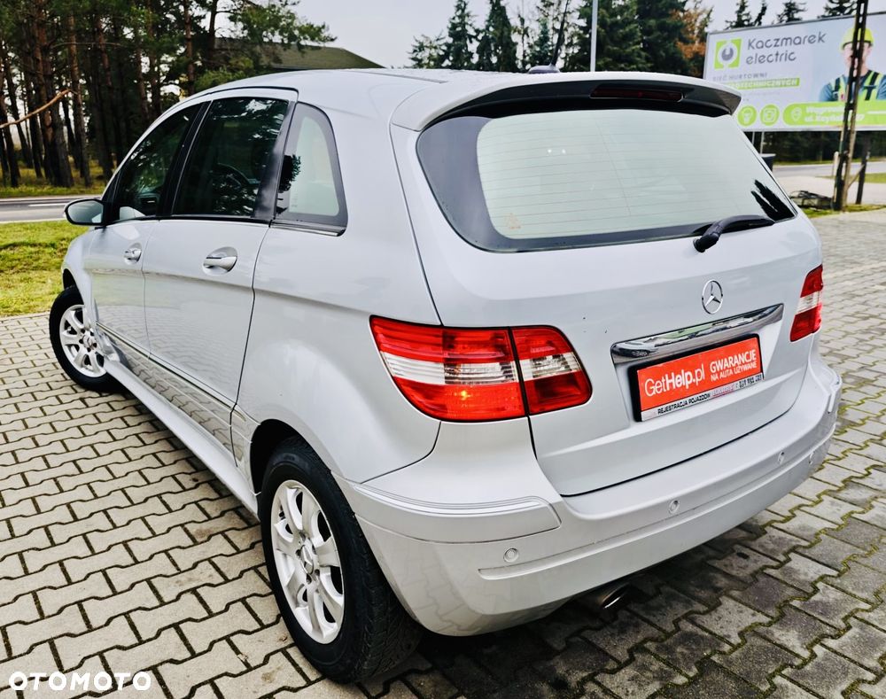 Mercedes-Benz Klasa B 180 BlueEFFICIENCY SPORT EDITION - 19