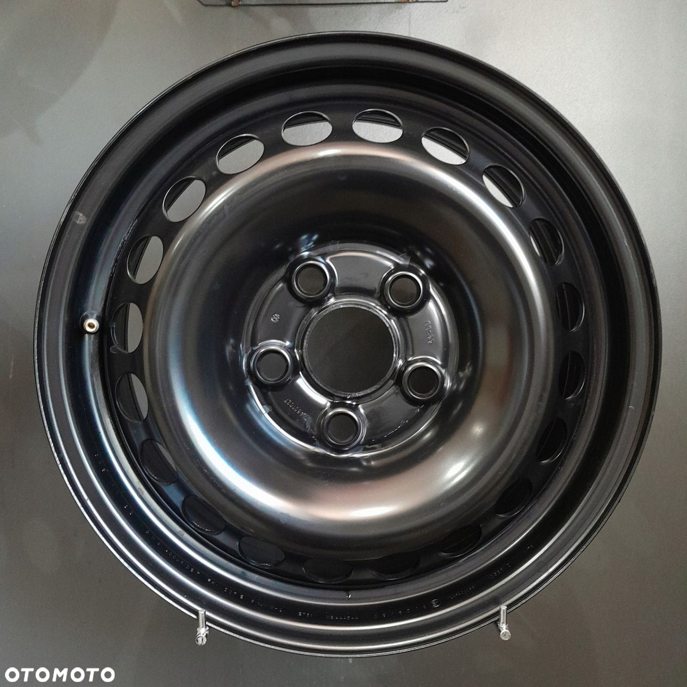 Felgi 16 5x120 VW Transporter T5 T6 OE F11525-30 - 3