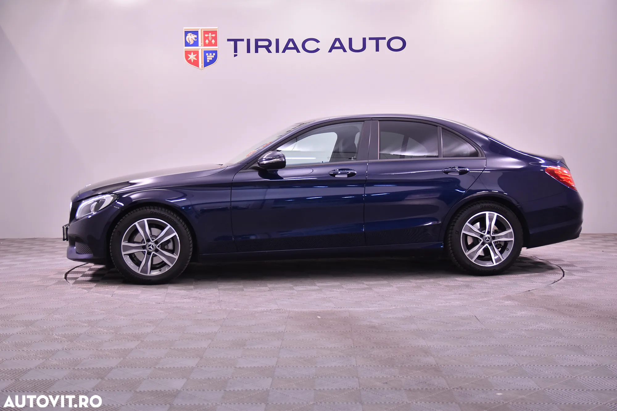 Mercedes-Benz C 220 d 4MATIC Aut. - 2