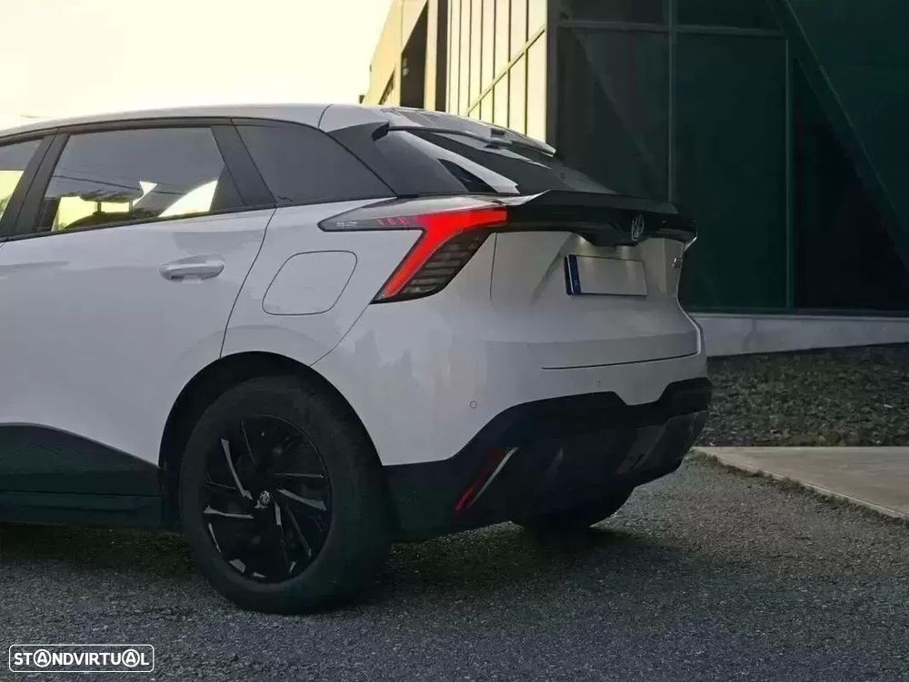 MG MG4 51 kWh Standard - 28