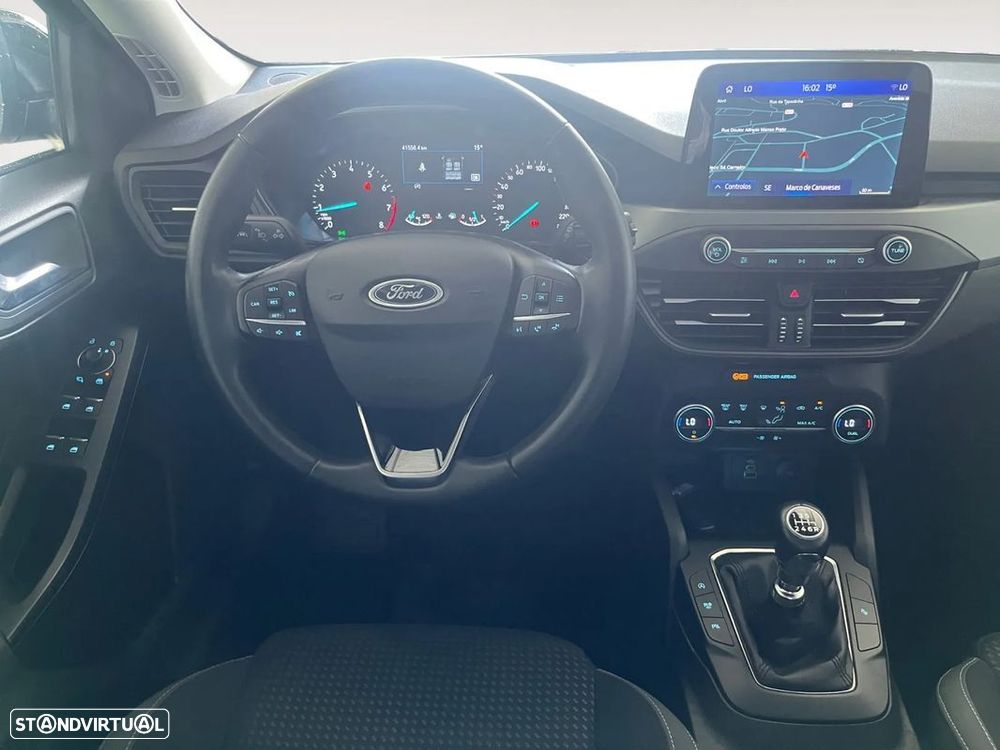 Ford Focus 1.0 EcoBoost Connected - 11