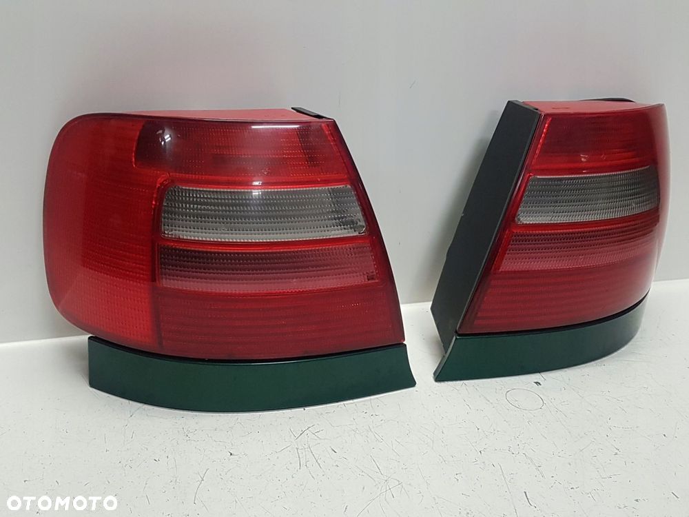 AUDI A4 B5 SEDAN LAMPA PRAWA TYŁ TYLNA EUROPA - 3