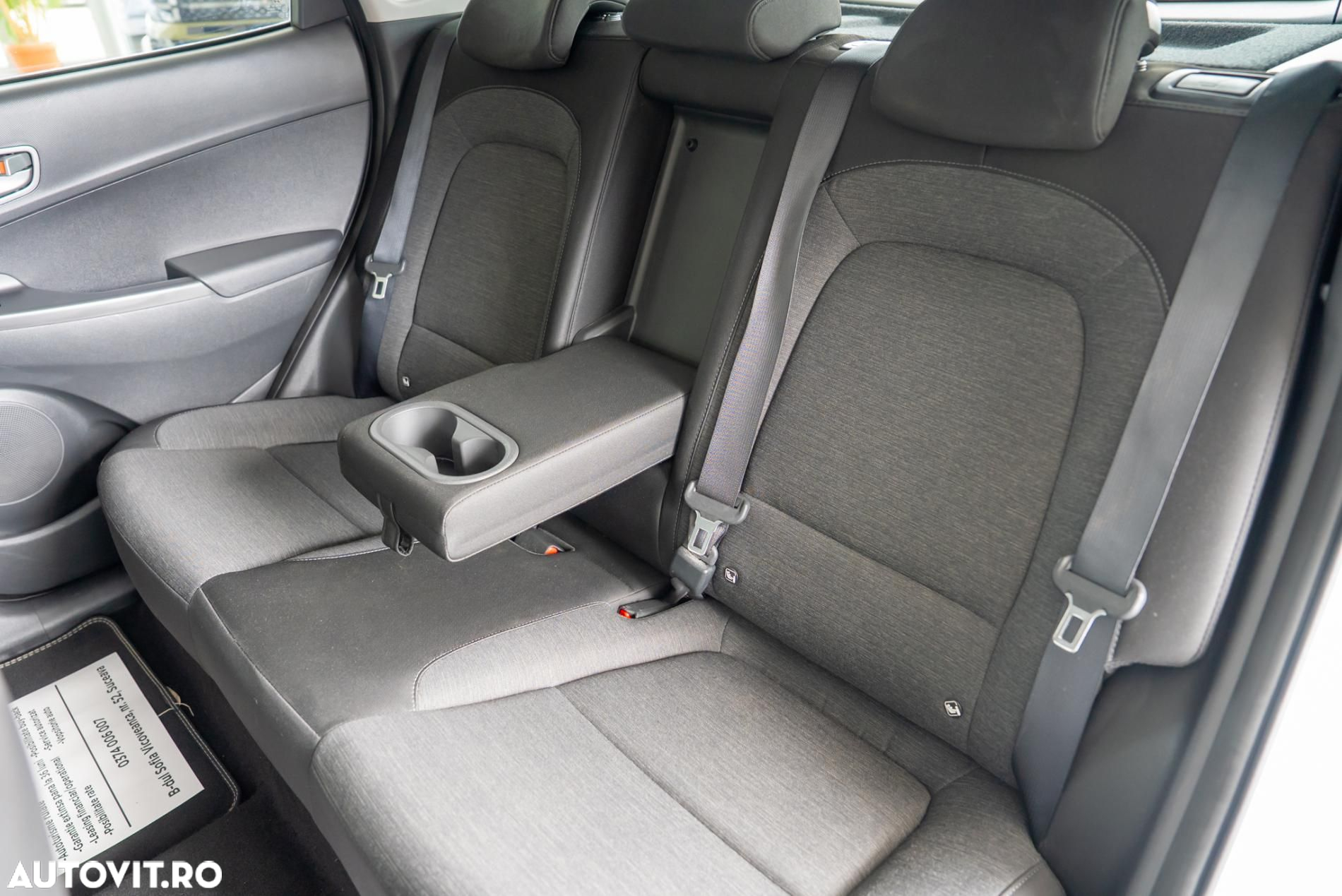 Hyundai KONA EV Style - 21
