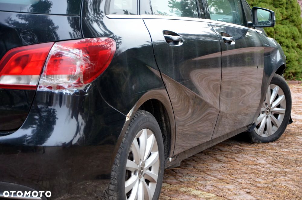 Mercedes-Benz Klasa B 180 d Edition - 17