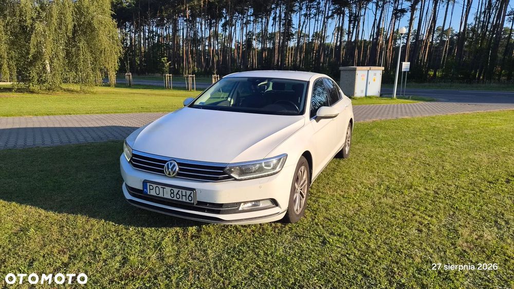 Volkswagen Passat - 2