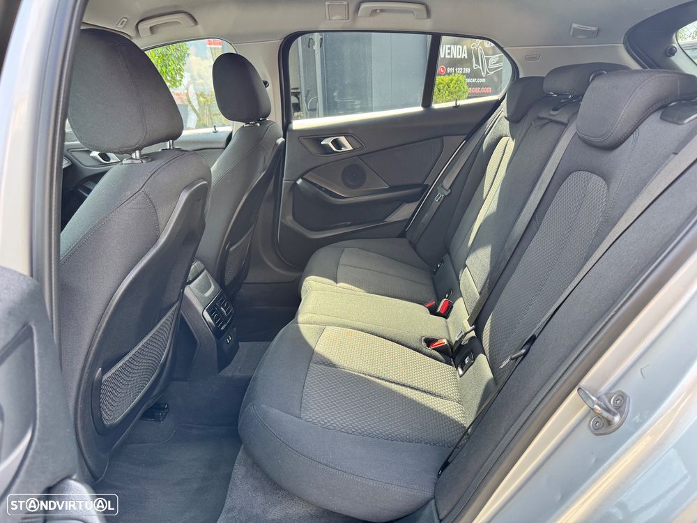 BMW 116 i Line Sport - 13