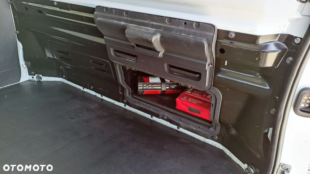 Renault Trafic - 40