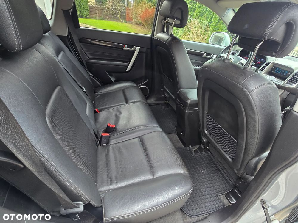 Chevrolet Captiva 2.4 AWD LT+ - 9
