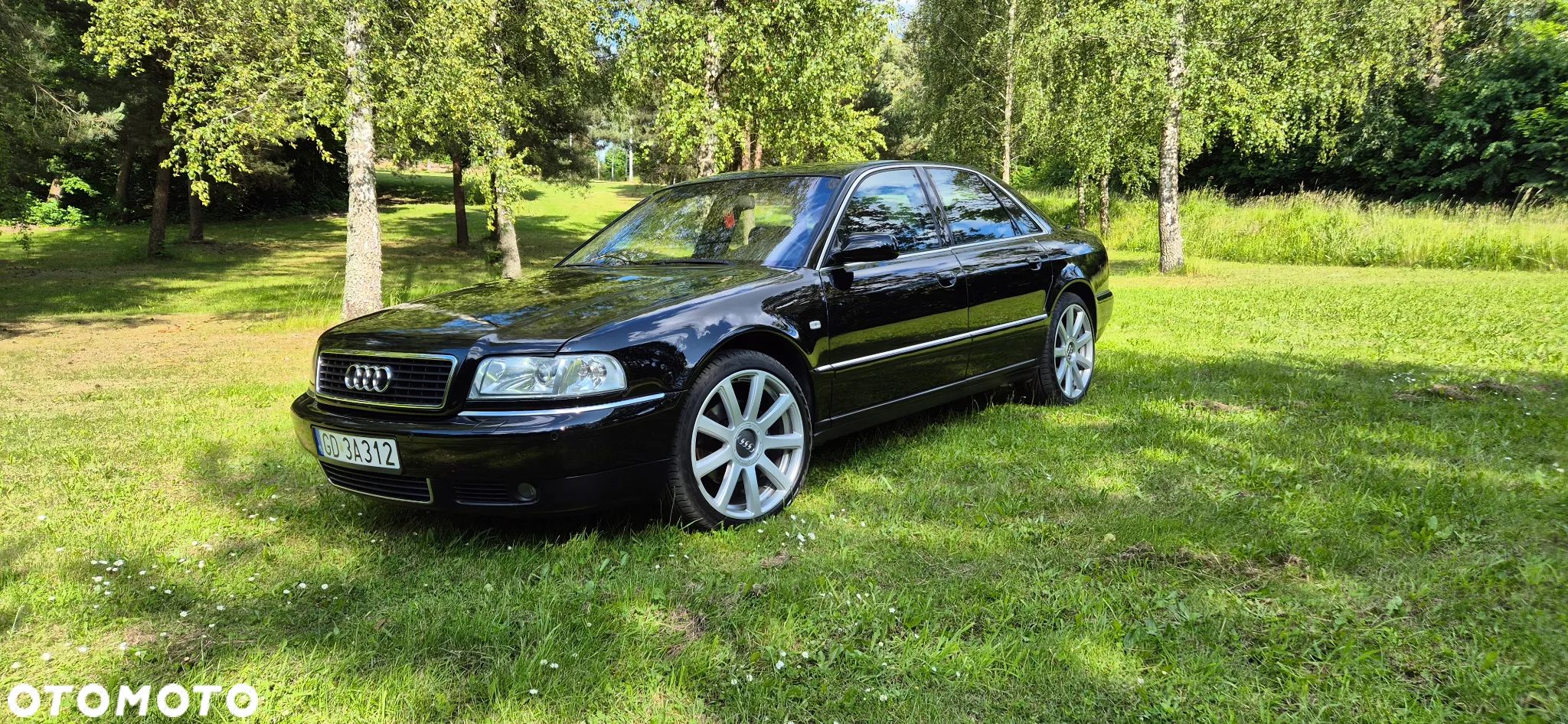 Audi A8 - 1