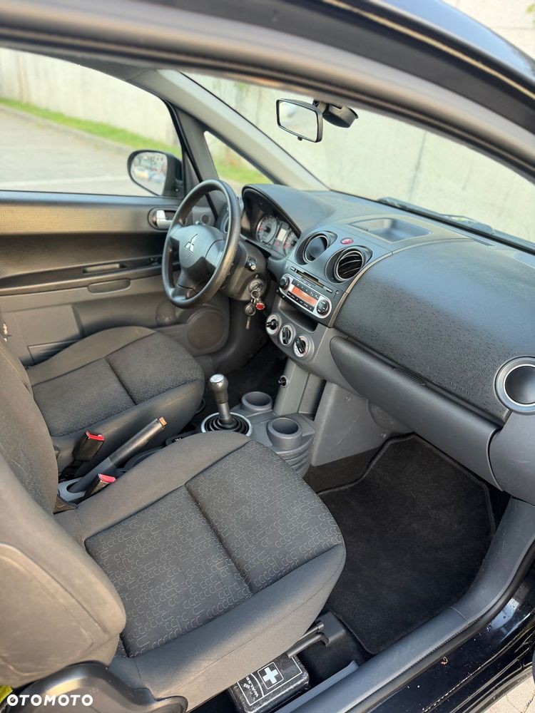 Mitsubishi Colt 1.3 Inform EU5 - 12