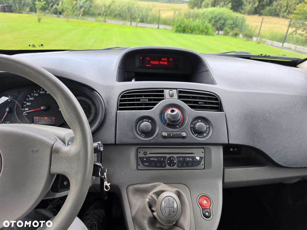 Renault Kangoo 1.6 8V 90 Happy Family - 21
