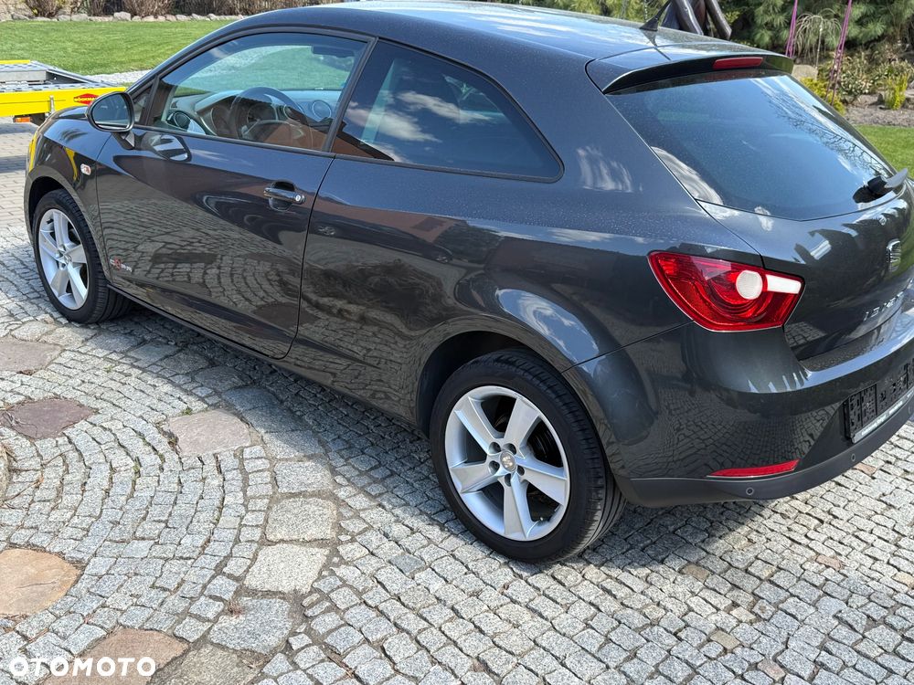 Seat Ibiza SC 1.4 16V Sport - 4