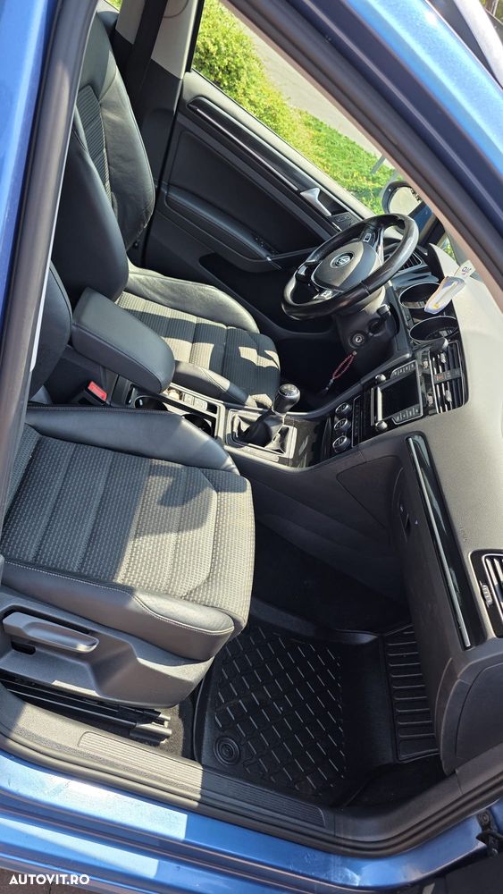 Volkswagen Golf 1.6 TDI BMT Highline - 18