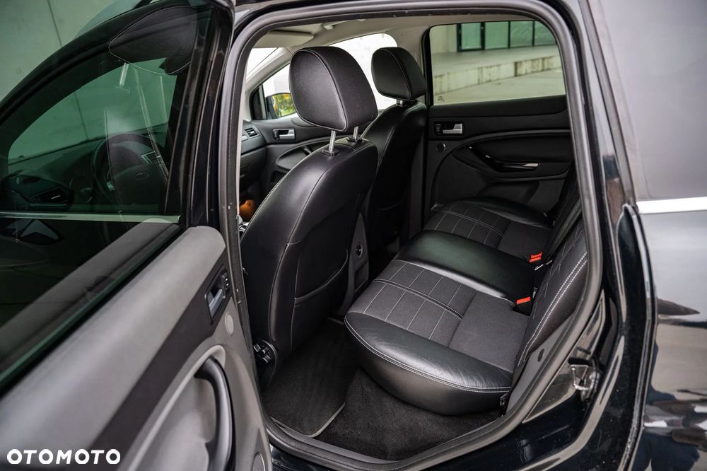 Ford Kuga - 18