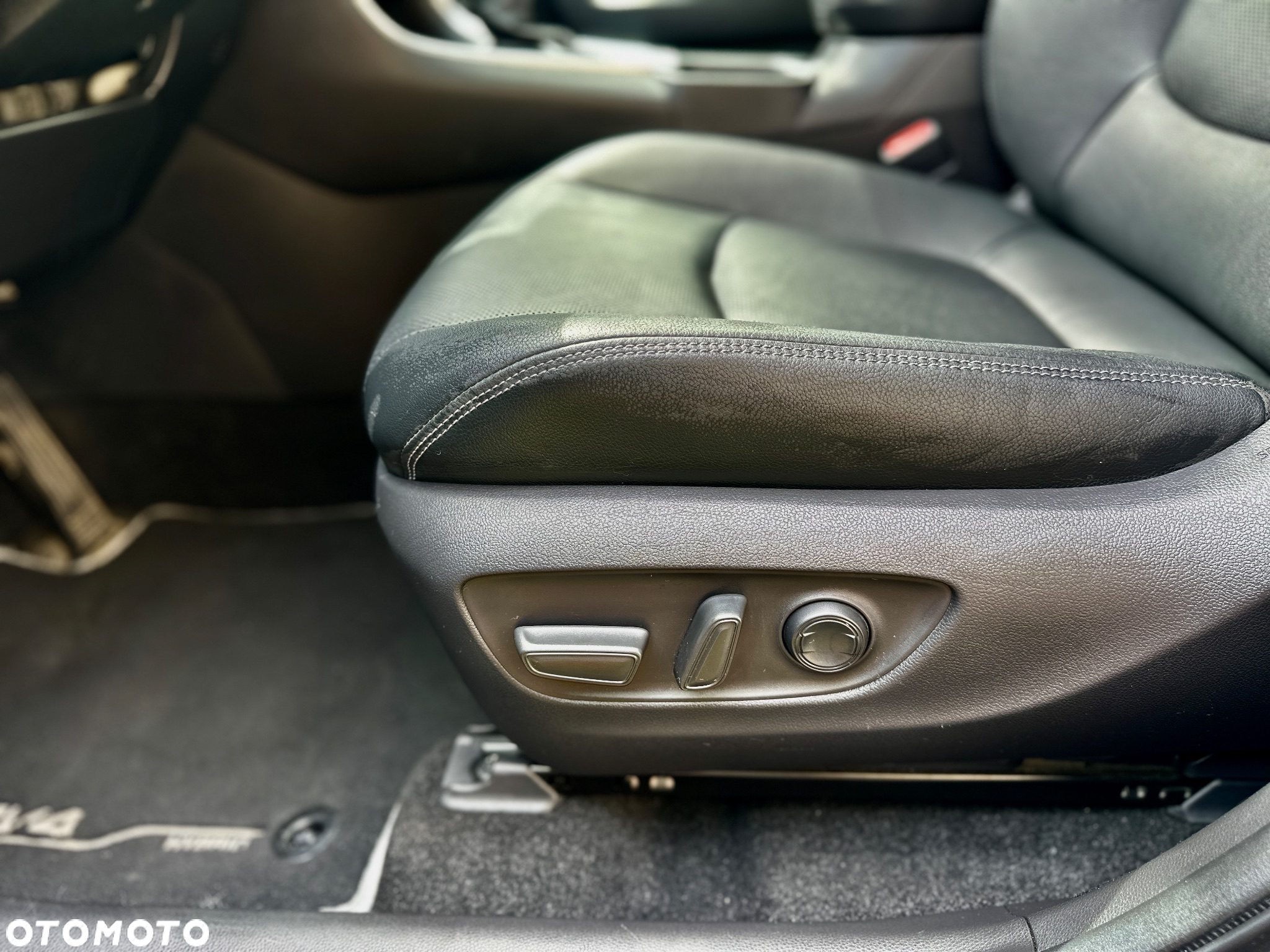 Toyota RAV4 2.5 Hybrid Executive 4x2 - 12