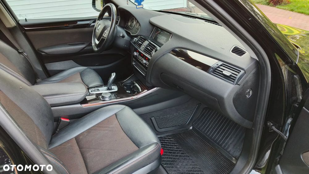 BMW X3 xDrive28i - 17