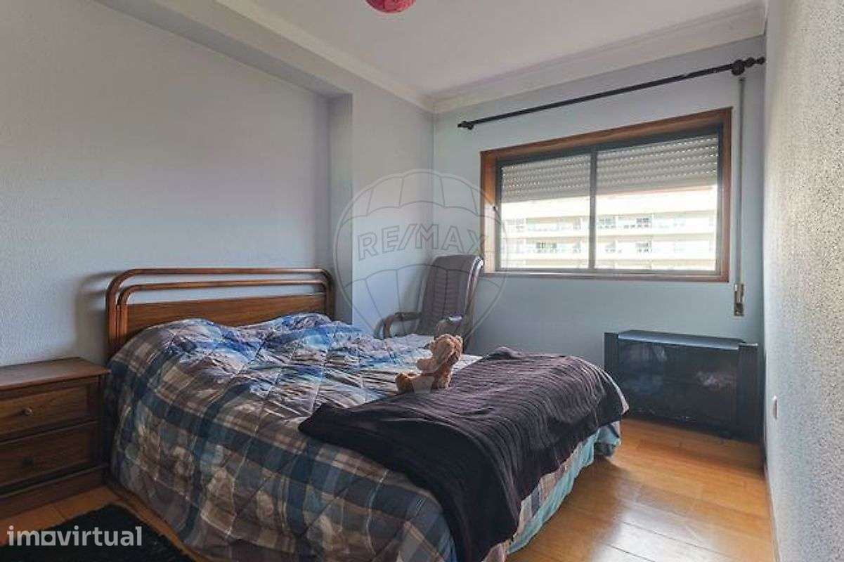 Apartamento T1 para arrendamento - Grande imagem: 2/14