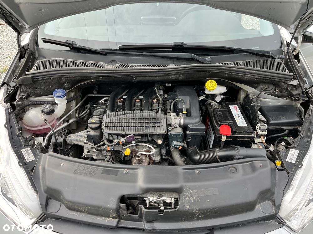 Peugeot 208 1.2 PureTech Style - 22