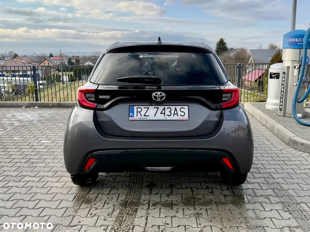 Toyota Yaris 1.5 Comfort - 6