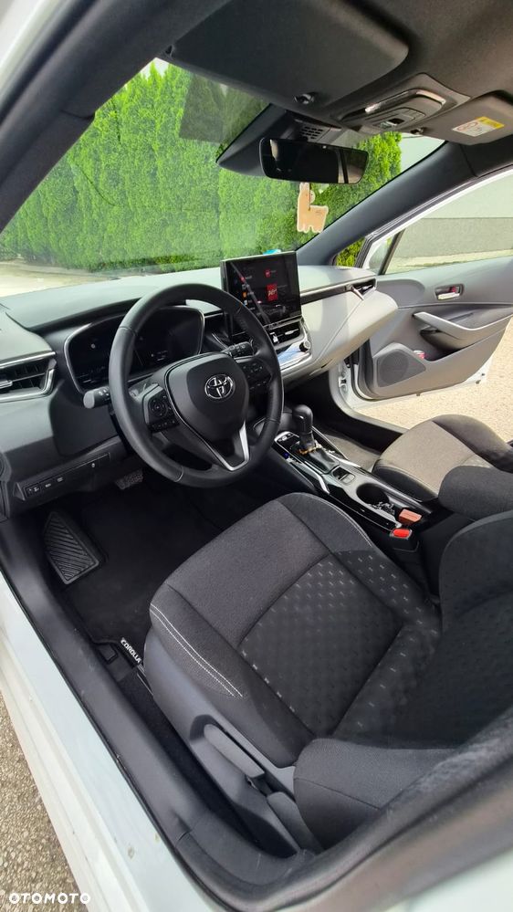 Toyota Corolla - 8