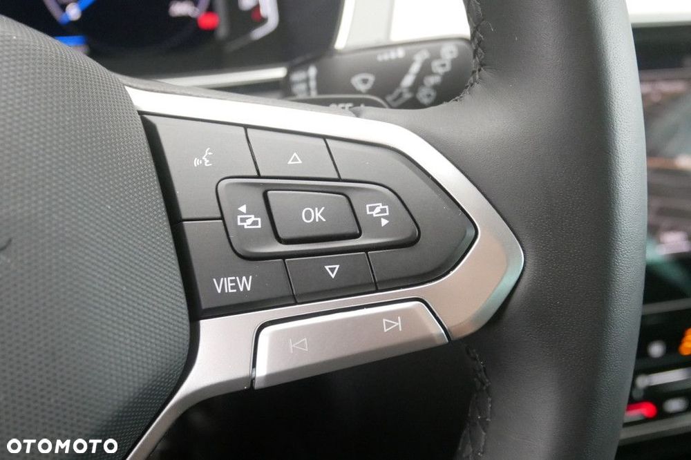 Volkswagen Passat Variant 2.0 TSI Elegance DSG - 29