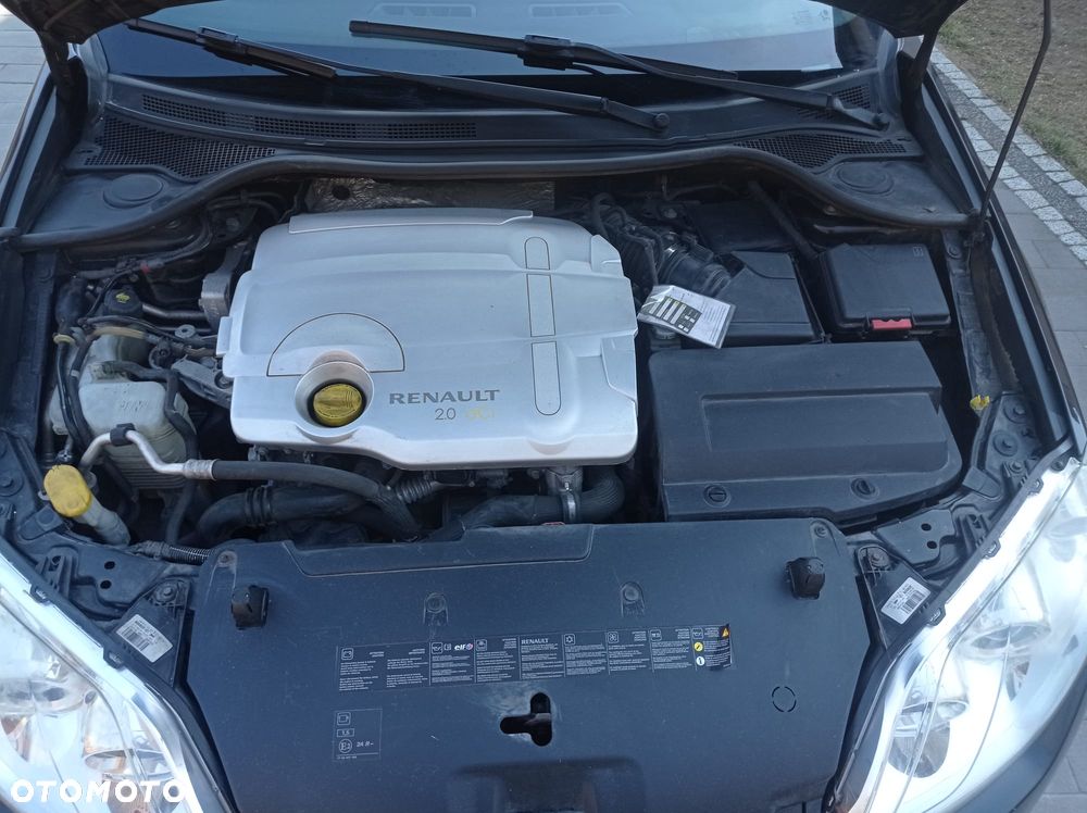 Renault Laguna 2.0 DCi Dynamique - 19