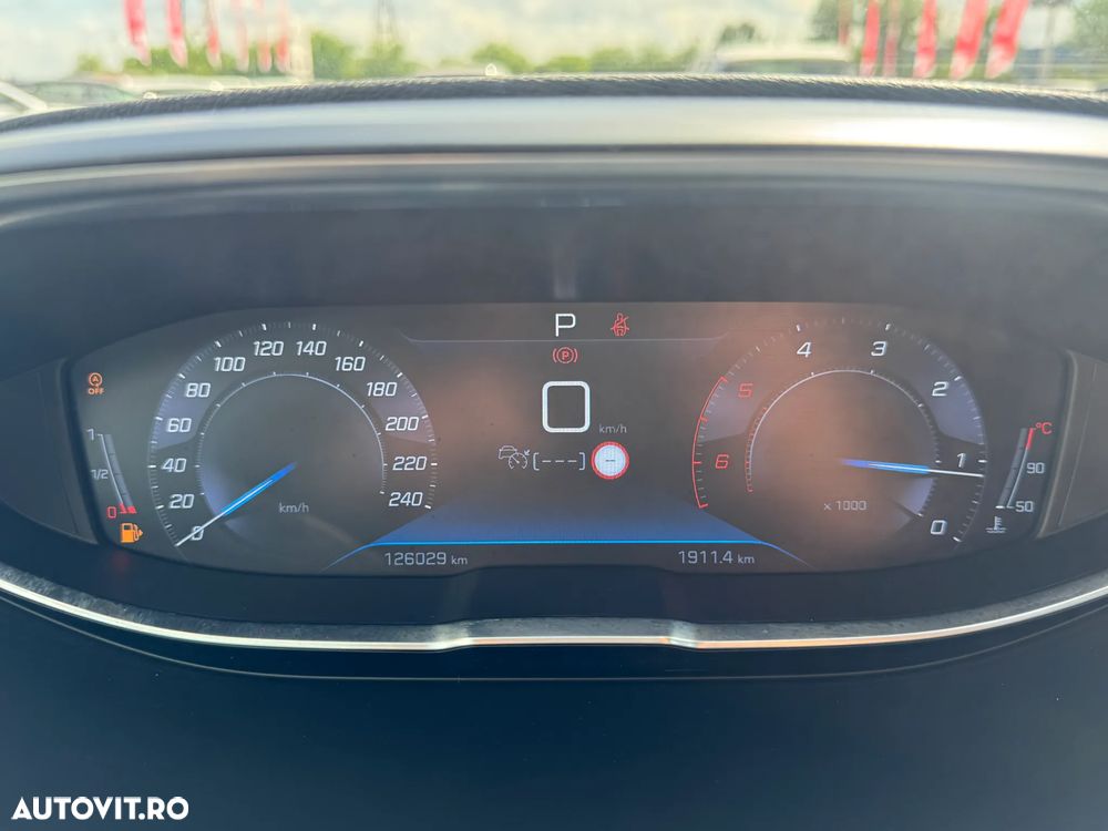 Peugeot 5008 BlueHDI 130 EAT8 Allure - 10