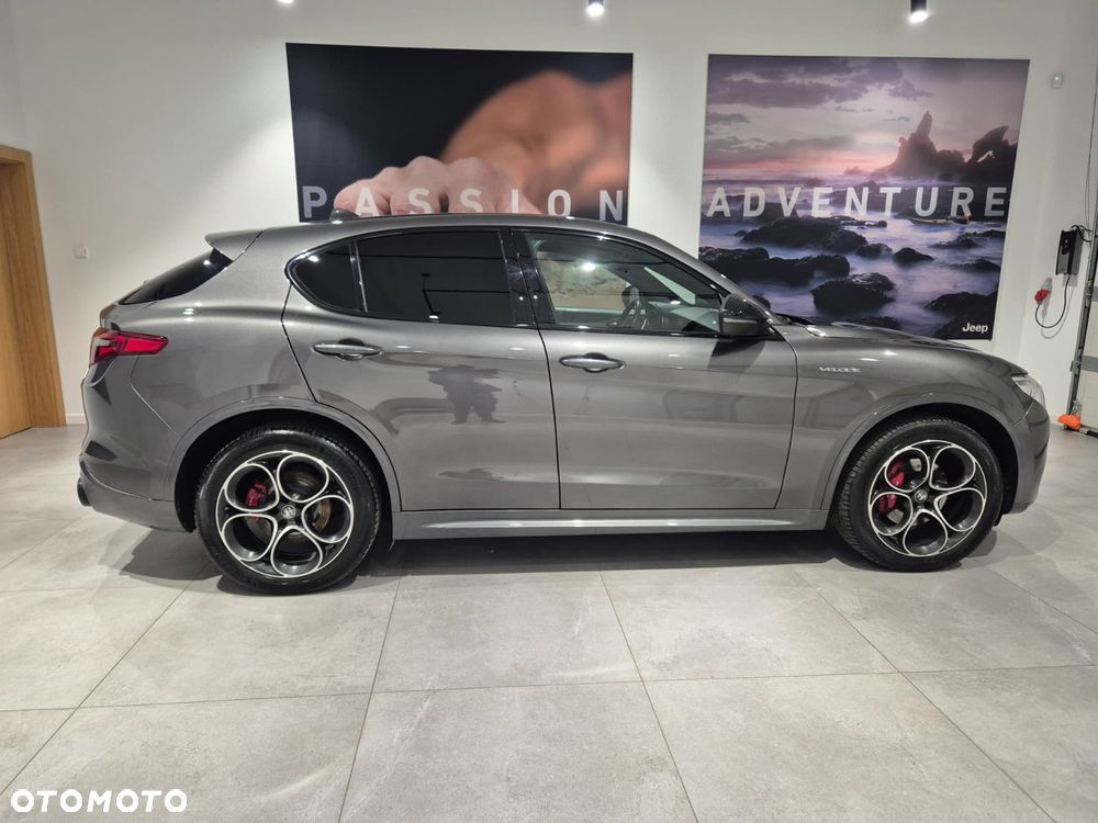 Alfa Romeo Stelvio 2.0 Turbo Veloce Q4 - 4