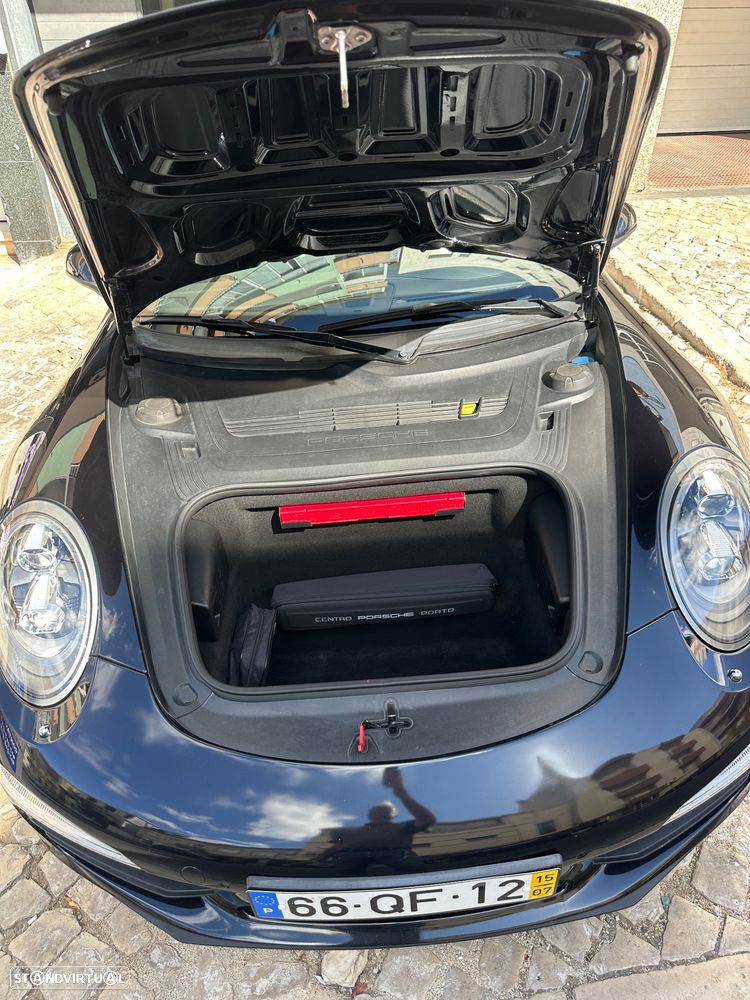 Porsche 911 Série F - 39