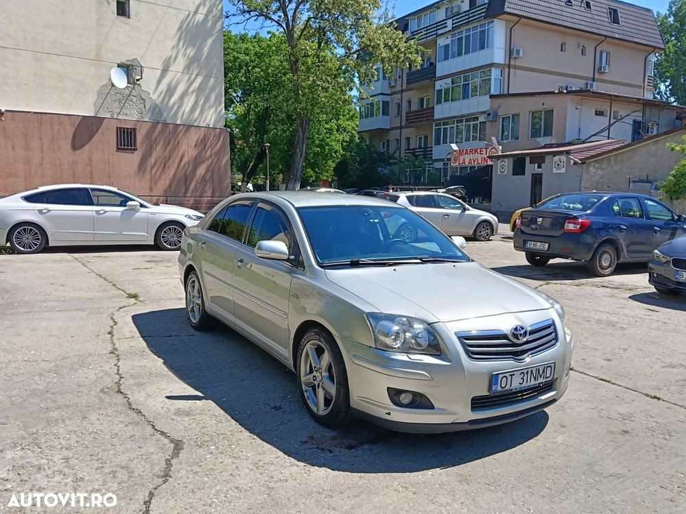 Toyota Avensis 2.2 D-CAT Executive - 20